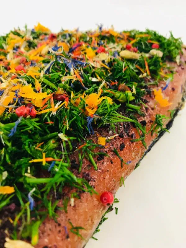 Graved Salmon "Spring" with dill, pink berries, saffron flowers, cornflower blossoms, orange peel 1.1kg