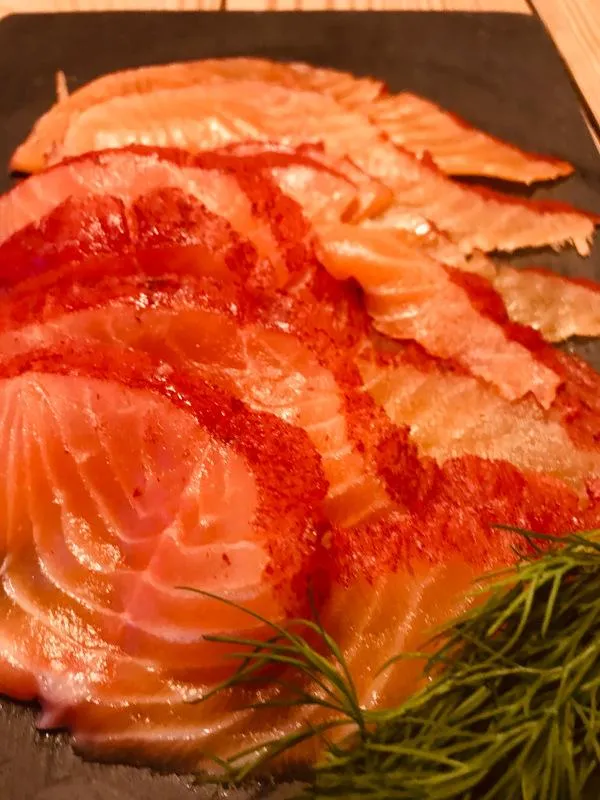 Scottish smoked salmon with whiskey and sandalwood approx. 1.1 kg