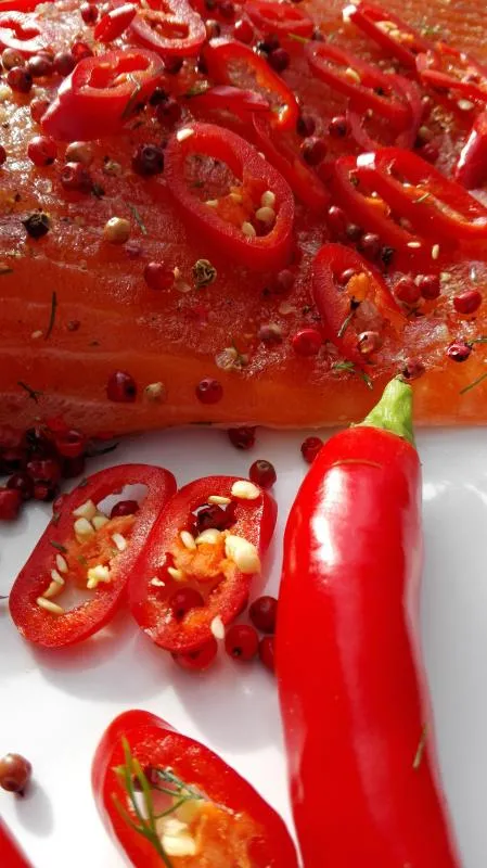 Salmon marinated with pink berries and chilli (slightly spicy)