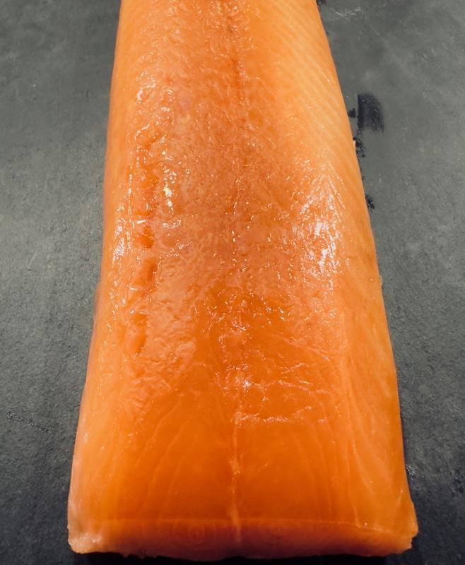 Preview: Räucherlachs Loin ca. 600 g ohne Haut – Premium Qualität von den Hamburger Fischwerkern