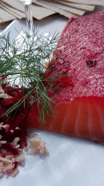 Salmon marinated with beetroots, Meretich and Aquavit