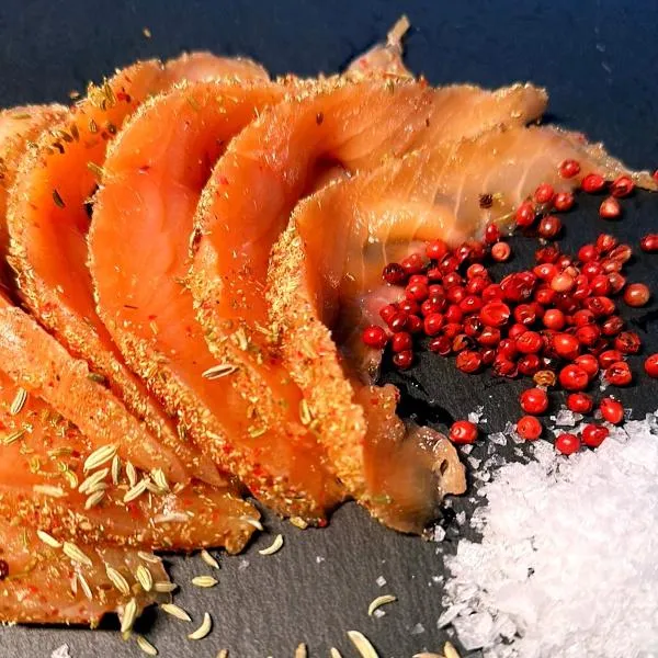 Graved Lachs Svendborg mit Fenchel, Anis und rosa Beeren ca. 1.1 kg